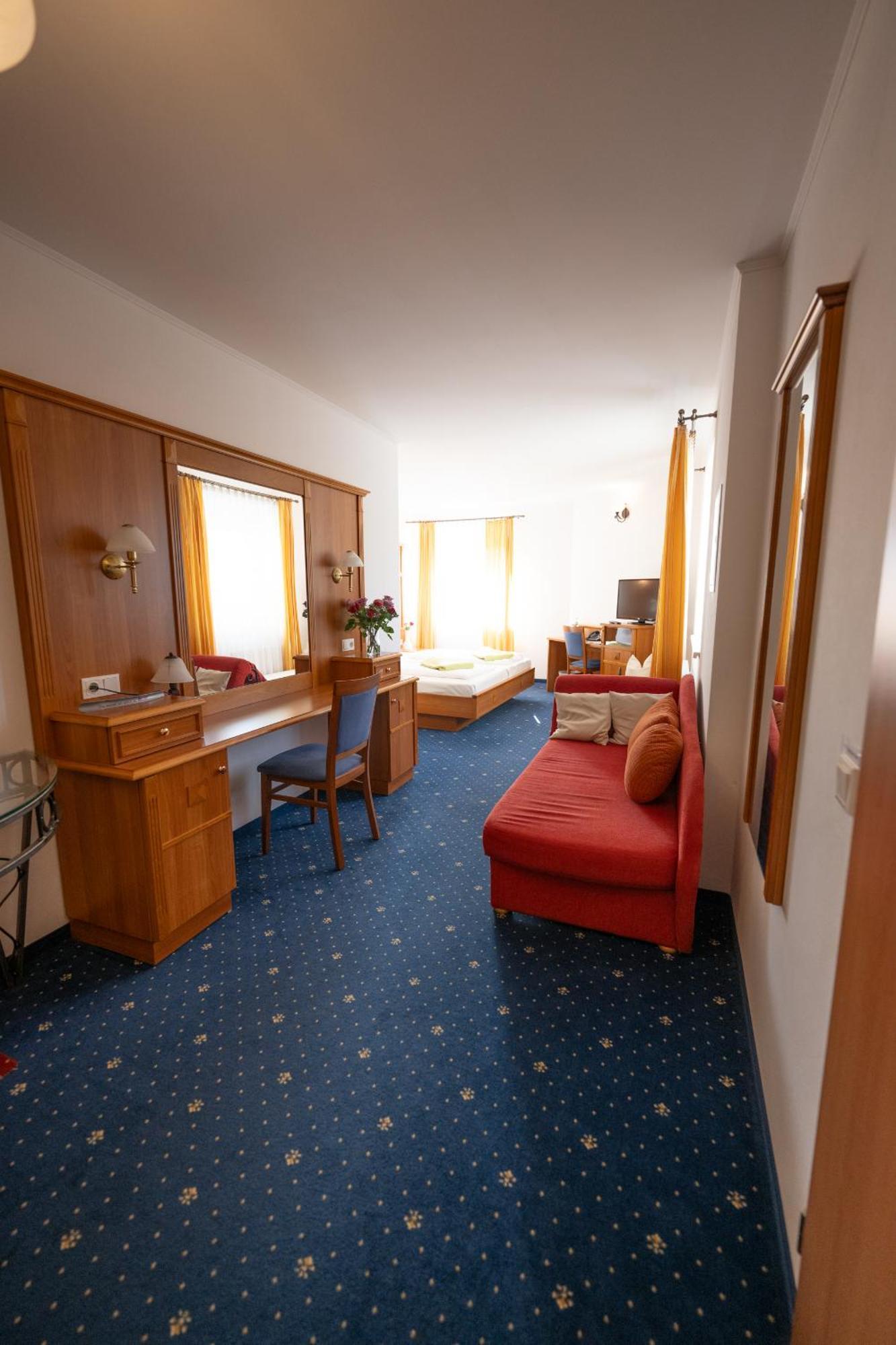 Hotel Haslbach FGZ Zeitlarn Zimmer foto