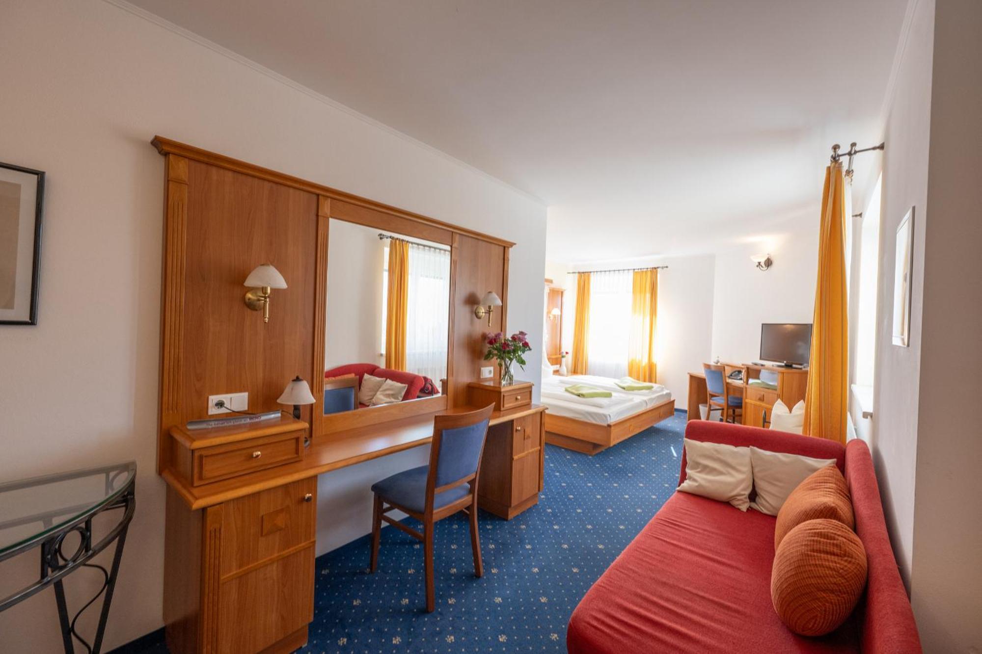 Hotel Haslbach FGZ Zeitlarn Zimmer foto