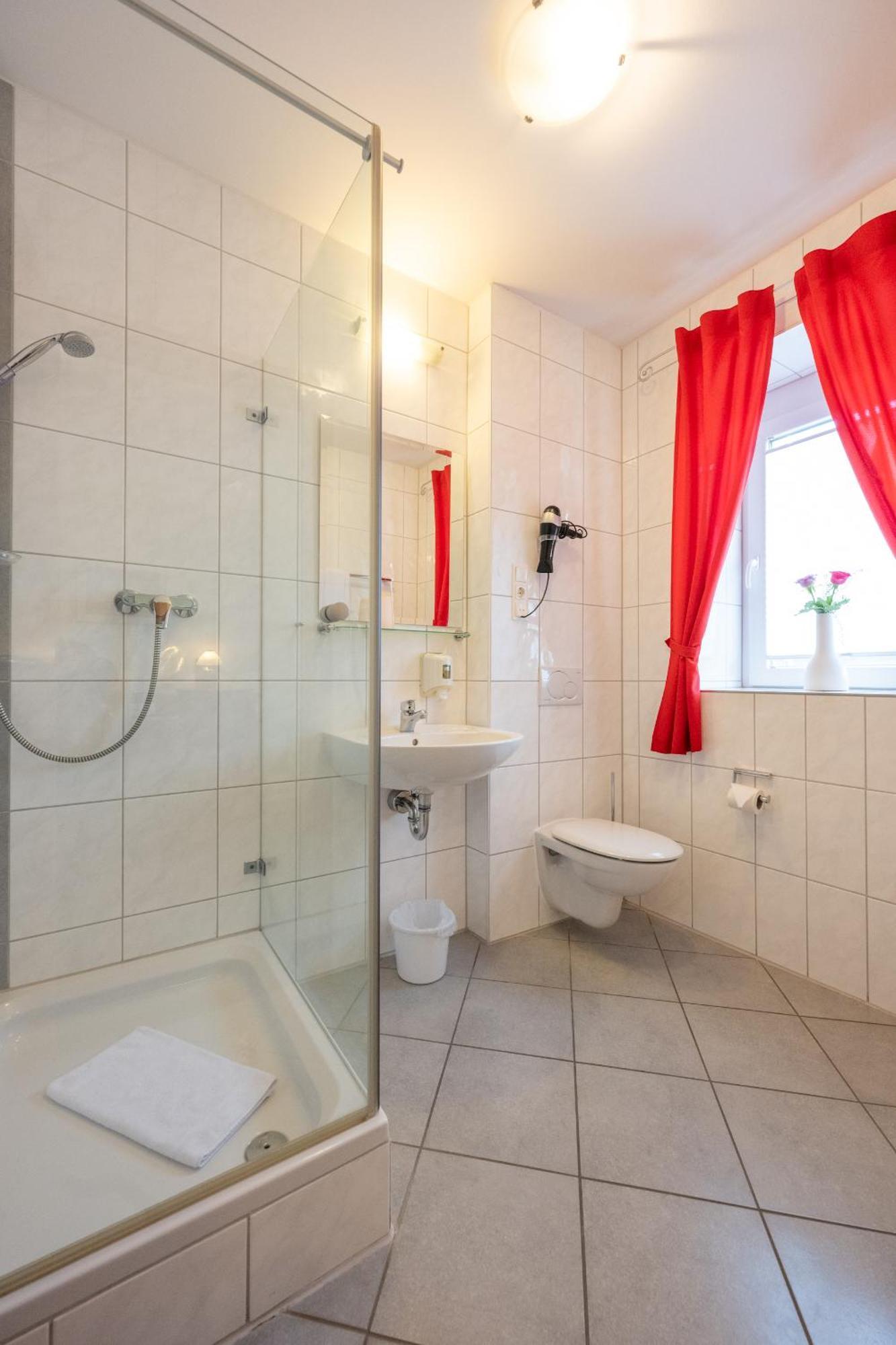 Hotel Haslbach FGZ Zeitlarn Zimmer foto