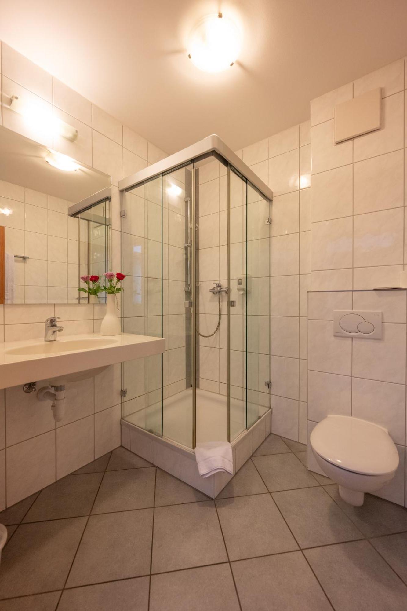 Hotel Haslbach FGZ Zeitlarn Zimmer foto
