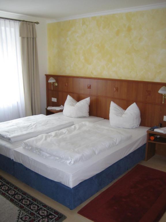 Hotel Haslbach FGZ Zeitlarn Zimmer foto